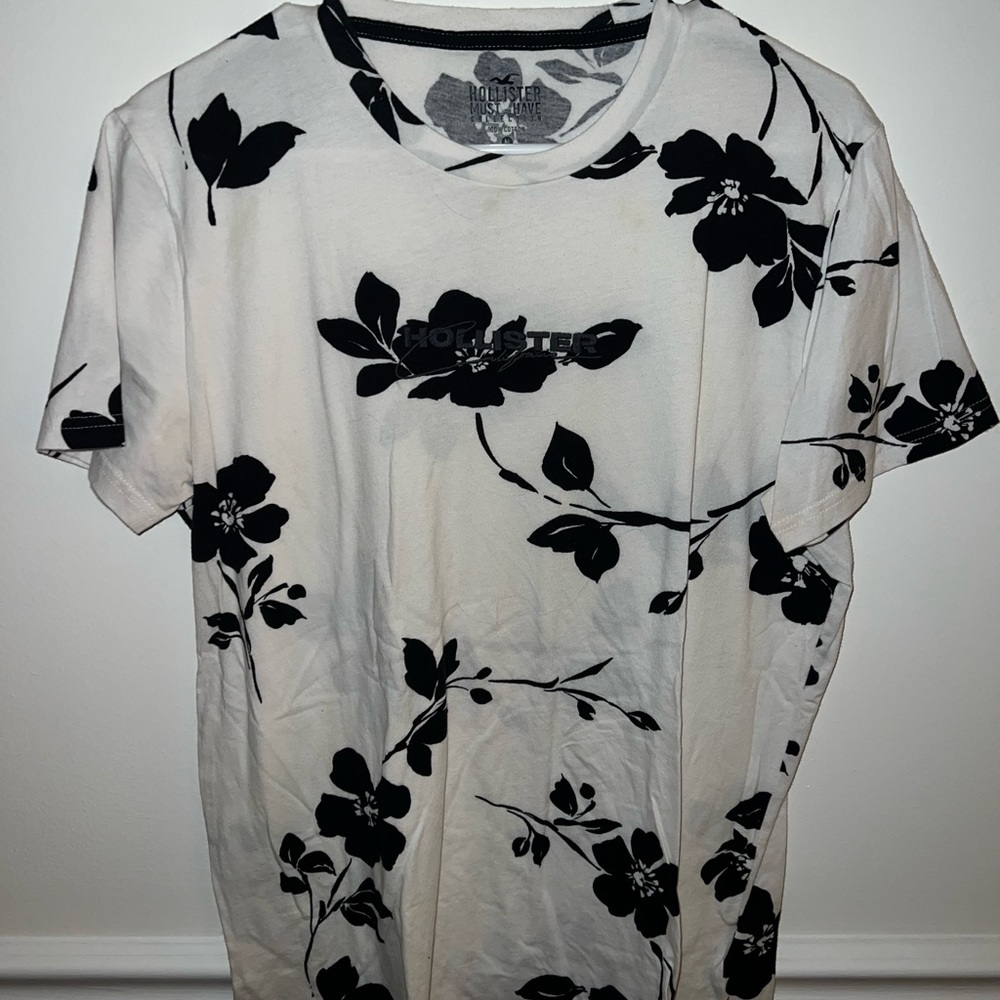 Hollister Floral T Shirt